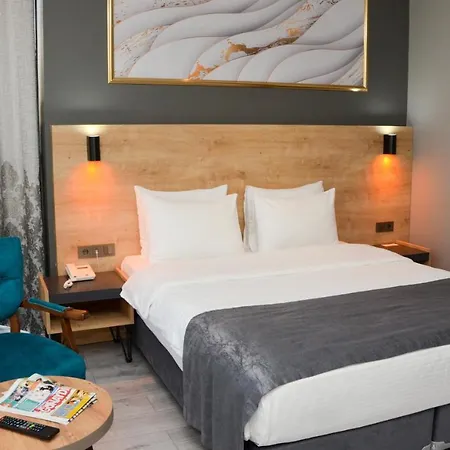Hotell Mills 3*